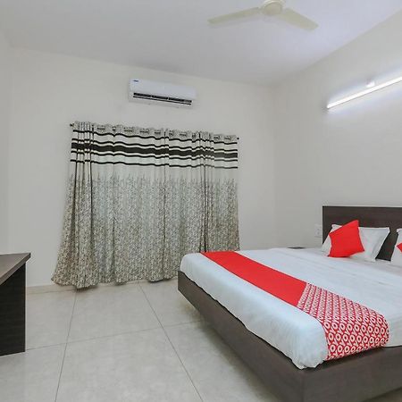 Oyo 22211 Shree Ankanatheshwara Residency Hotel Nanjangud Luaran gambar