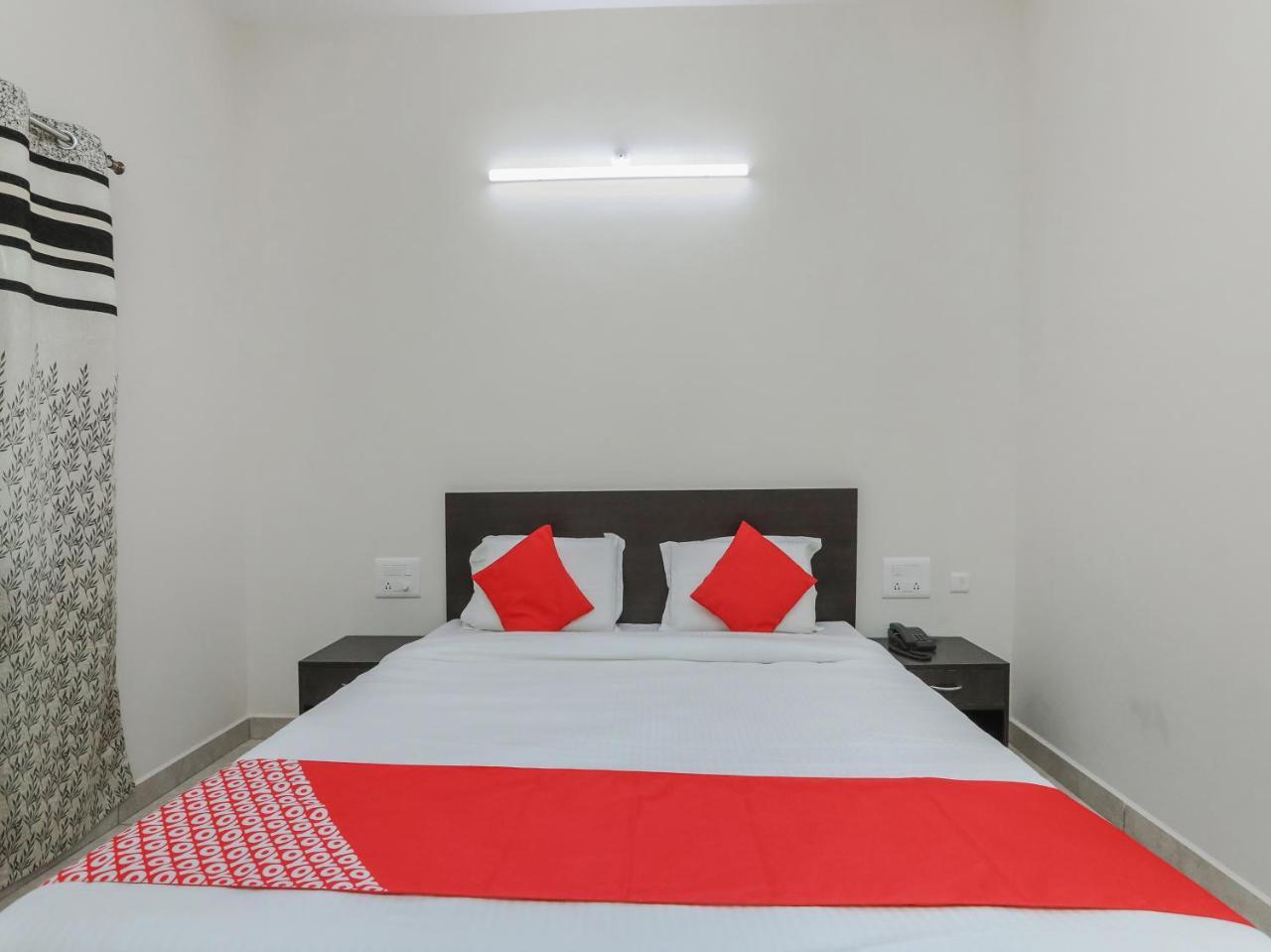 Oyo 22211 Shree Ankanatheshwara Residency Hotel Nanjangud Luaran gambar