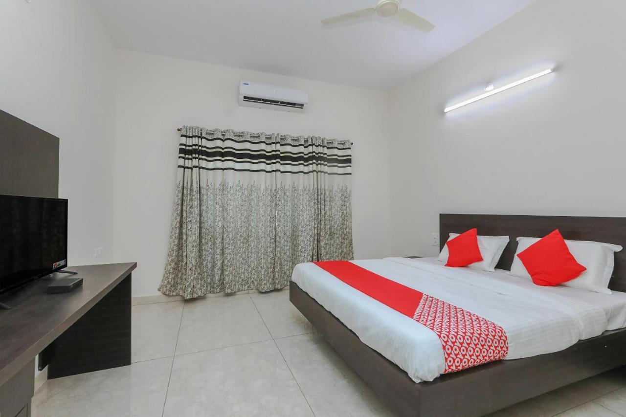 Oyo 22211 Shree Ankanatheshwara Residency Hotel Nanjangud Luaran gambar