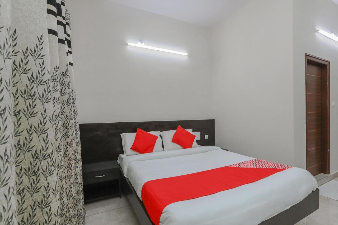 Oyo 22211 Shree Ankanatheshwara Residency Hotel Nanjangud Luaran gambar