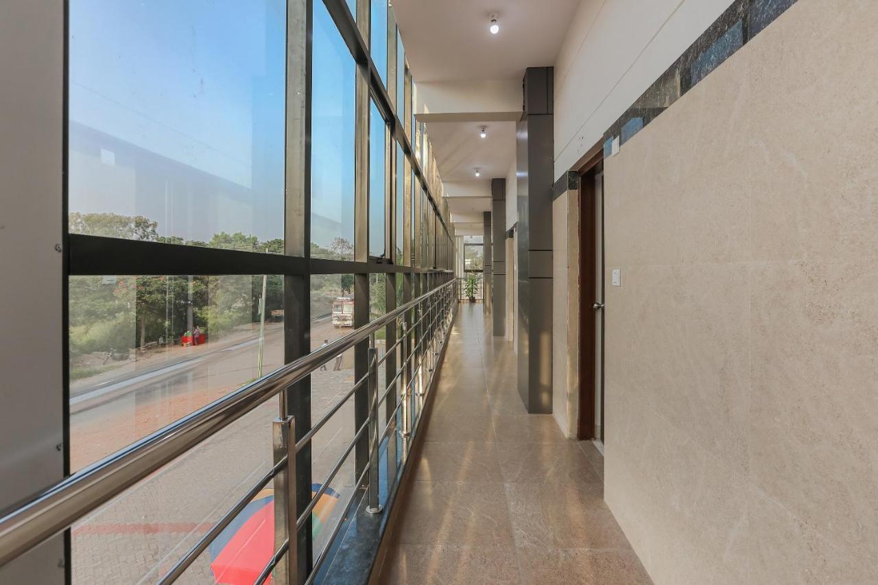 Oyo 22211 Shree Ankanatheshwara Residency Hotel Nanjangud Luaran gambar